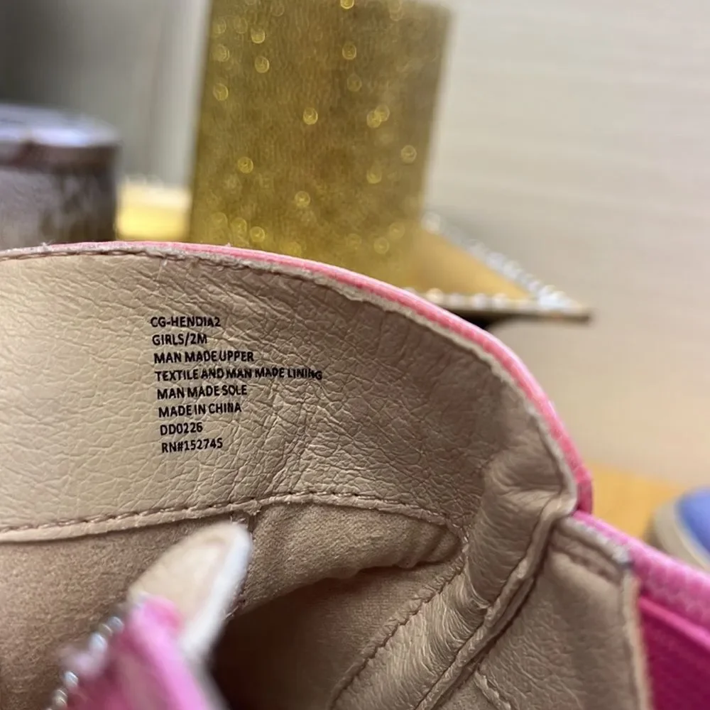 🔥4/$25 Vince Camuto Girls Sneakers Pink Blue Ombré